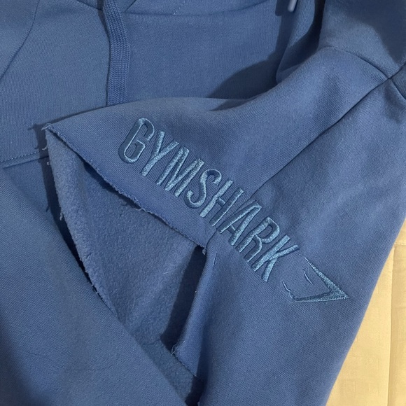 Raw edge cropped hoodie - Picture 8 of 9